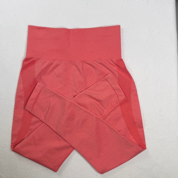 NVGTN Contour Seamless Leggings-Coral - Picture 3 of 11